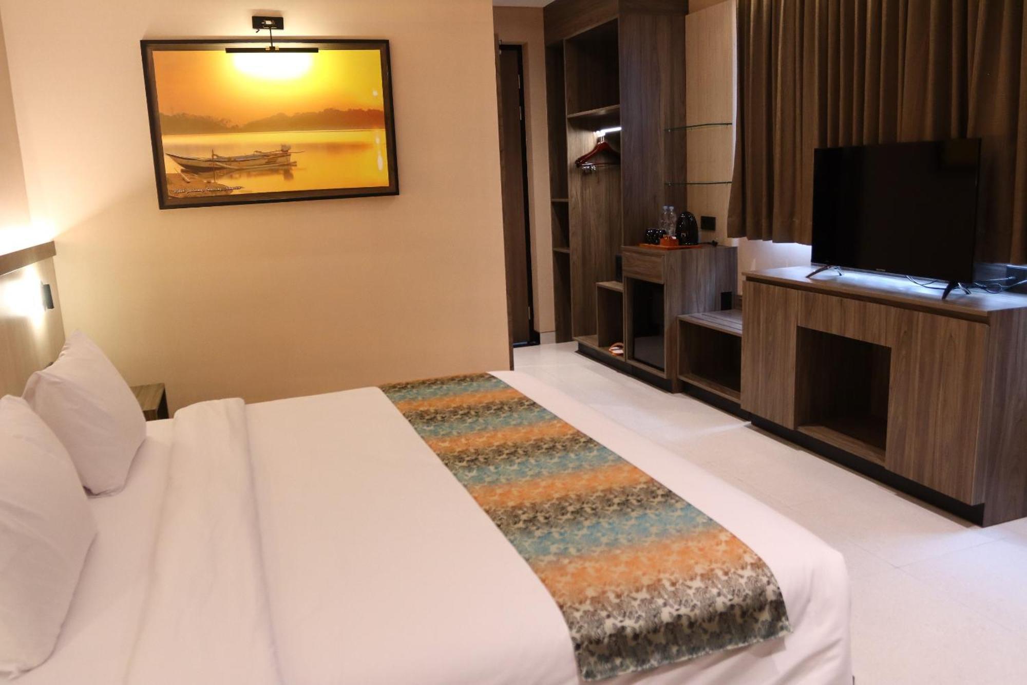 Eno Front One 3* Semarang